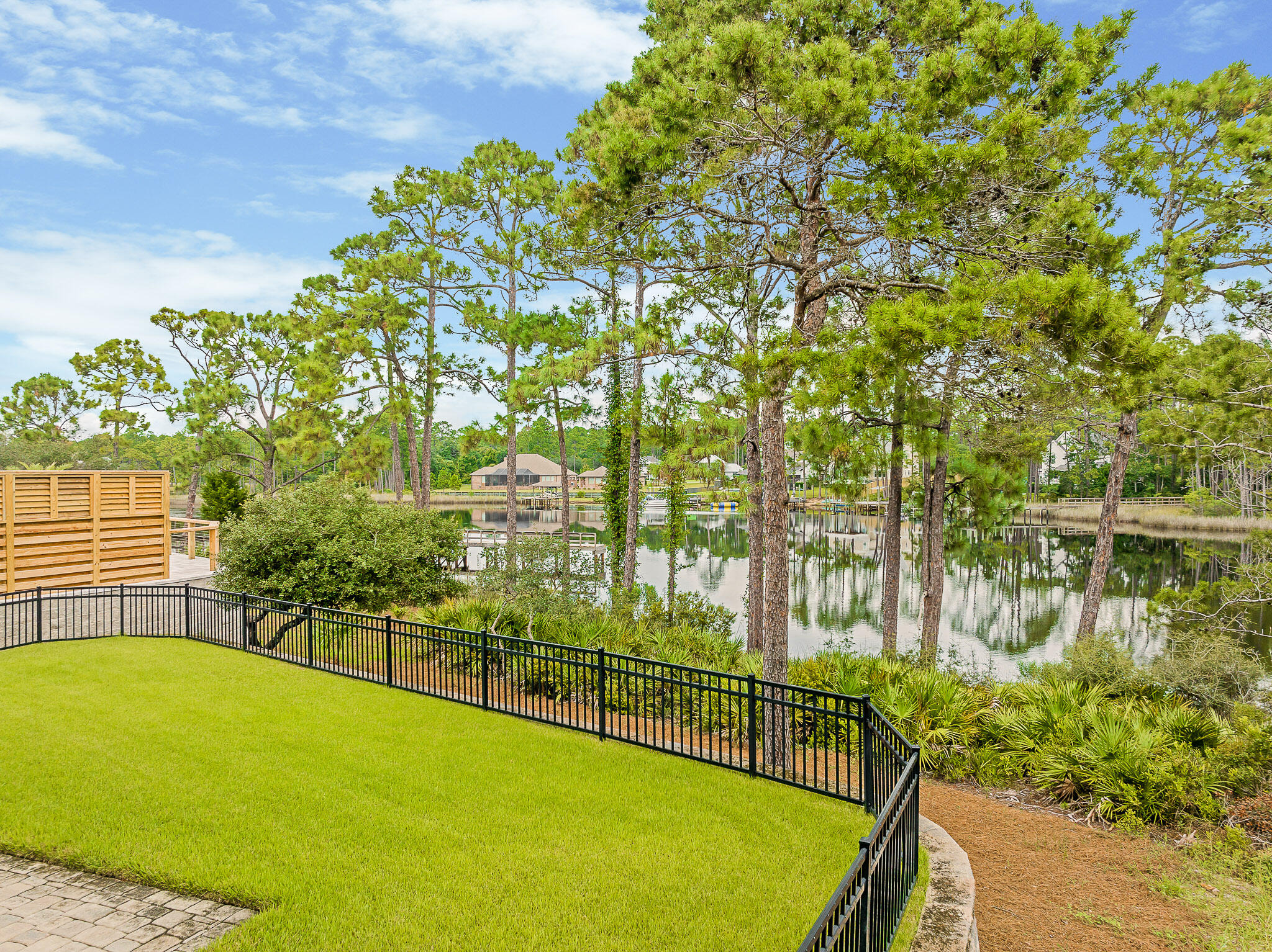 TURTLE COVE - Residential