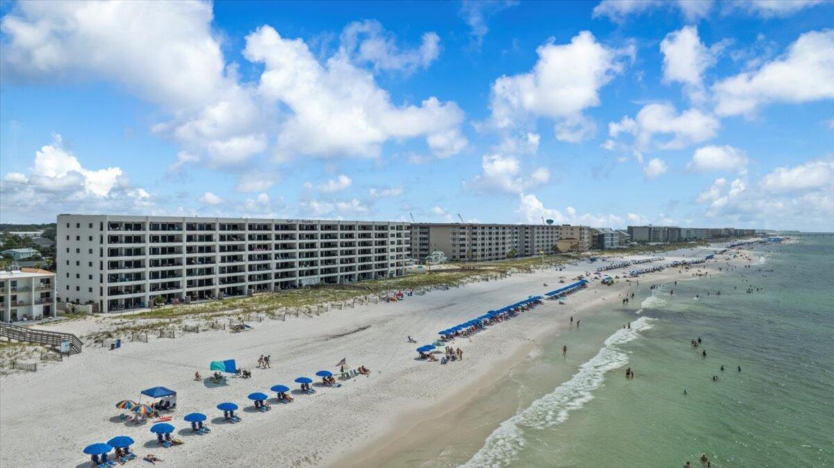 SURF DWELLER CONDO - Residential