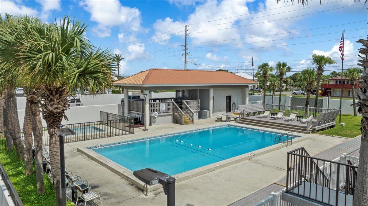 SURF DWELLER CONDO - Residential