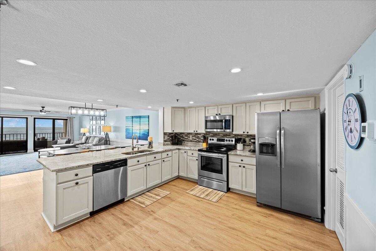 SURF DWELLER CONDO - Residential