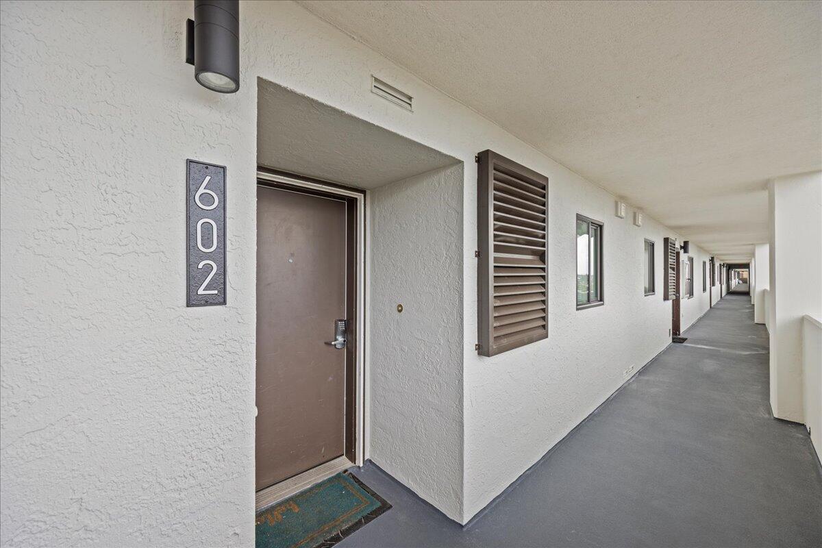 SURF DWELLER CONDO - Residential