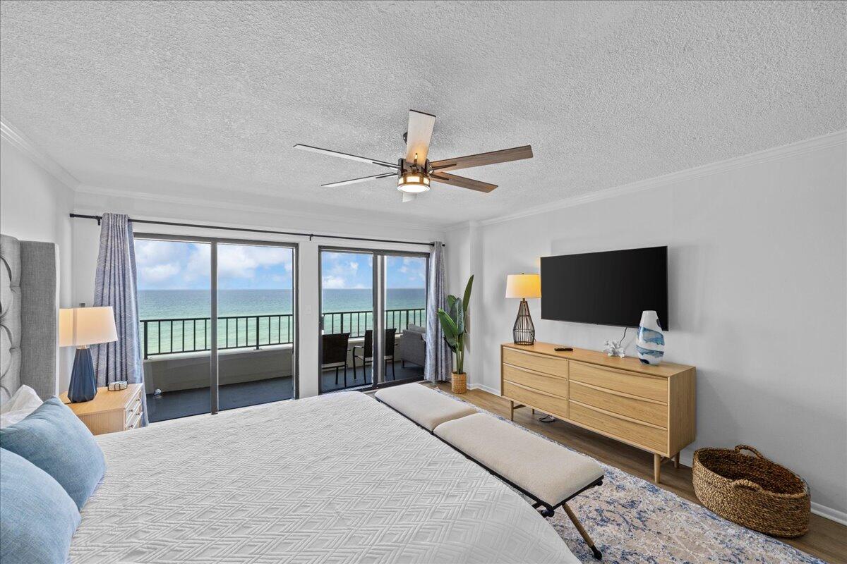 SURF DWELLER CONDO - Residential