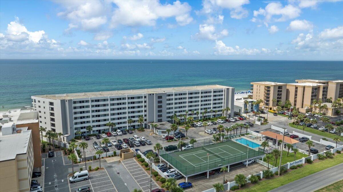 SURF DWELLER CONDO - Residential