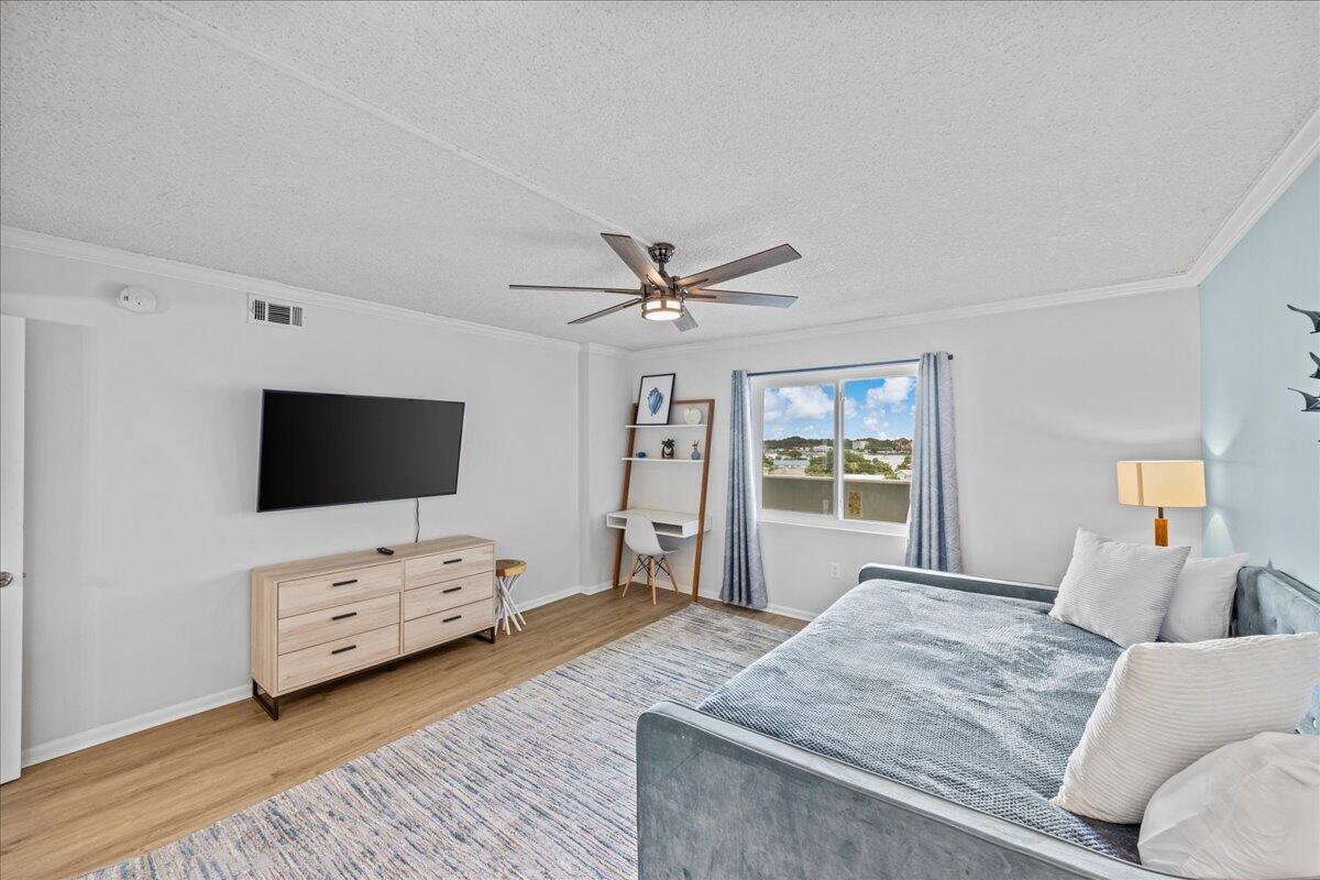 SURF DWELLER CONDO - Residential