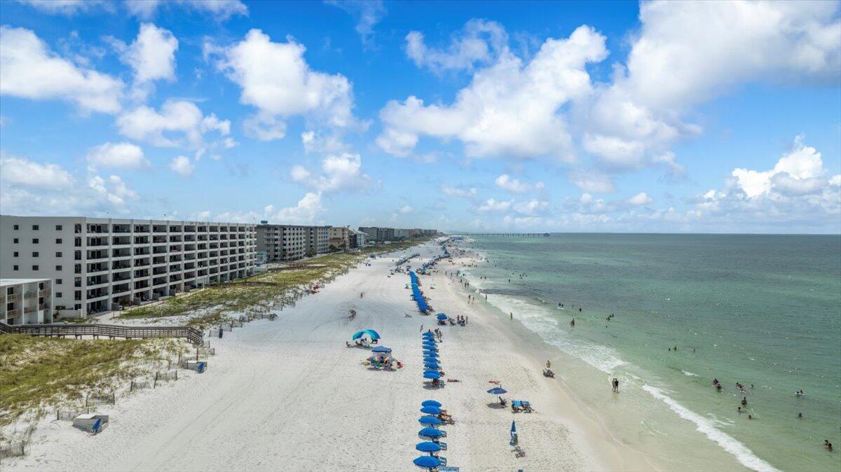 SURF DWELLER CONDO - Residential