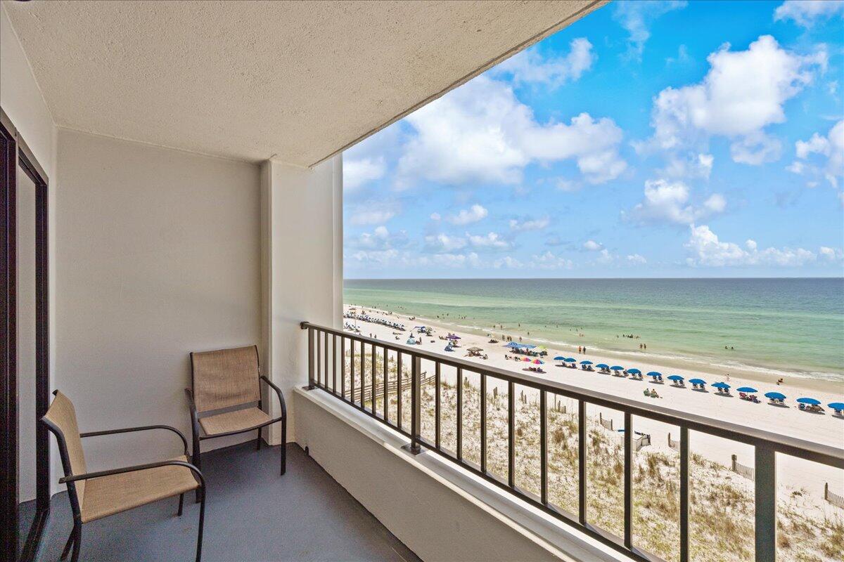 SURF DWELLER CONDO - Residential