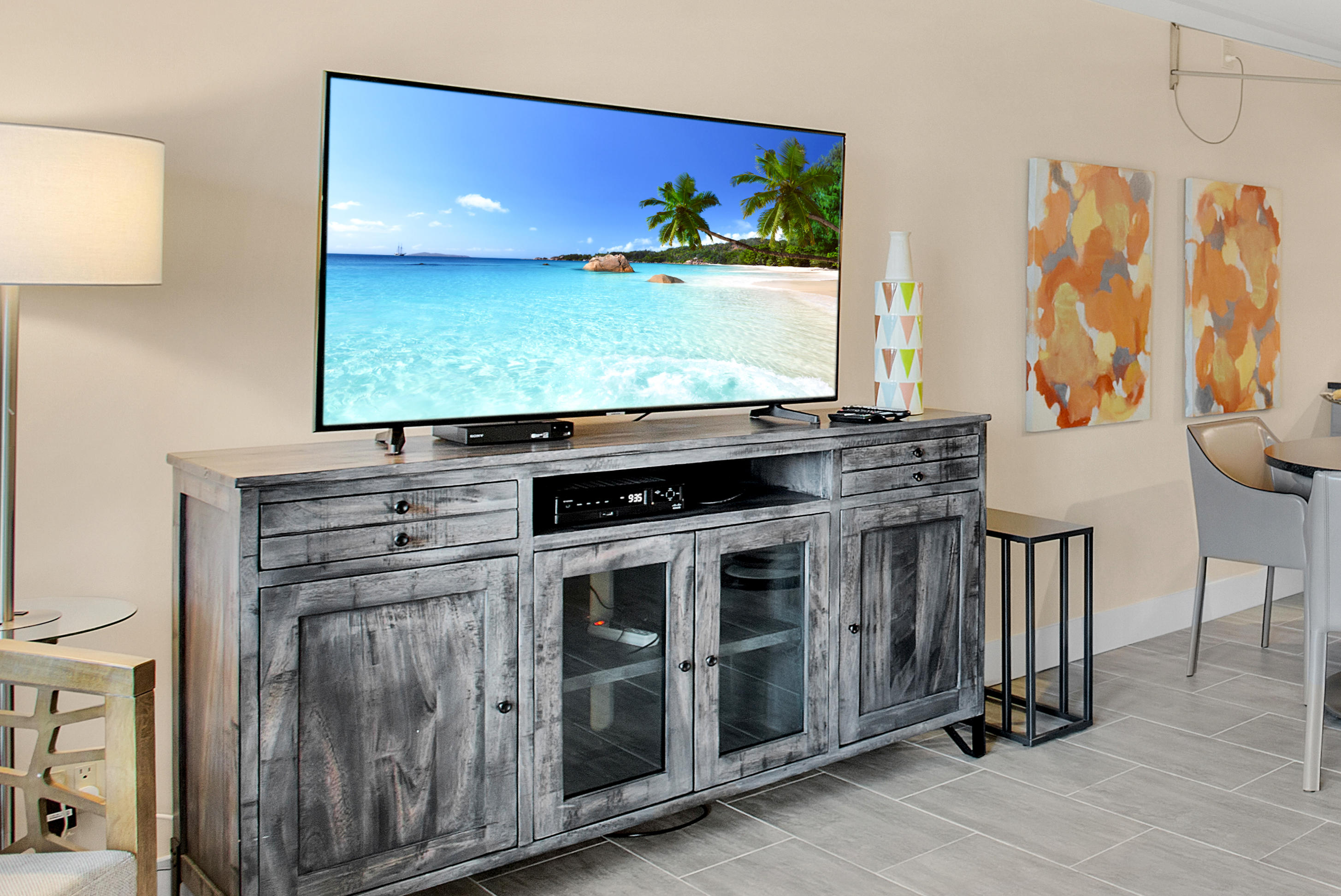 HOLIDAY SURF & RACQUET CLUB - Residential