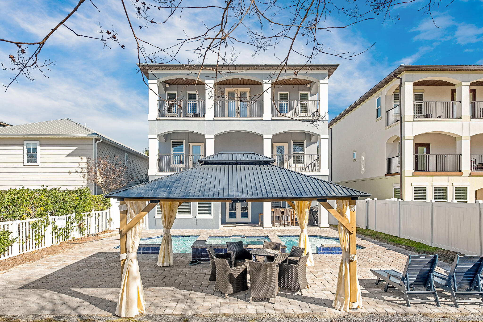 CRYSTAL BEACH - Residential