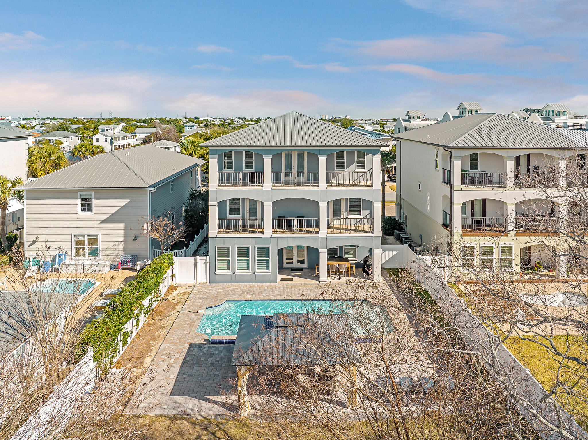 CRYSTAL BEACH - Residential