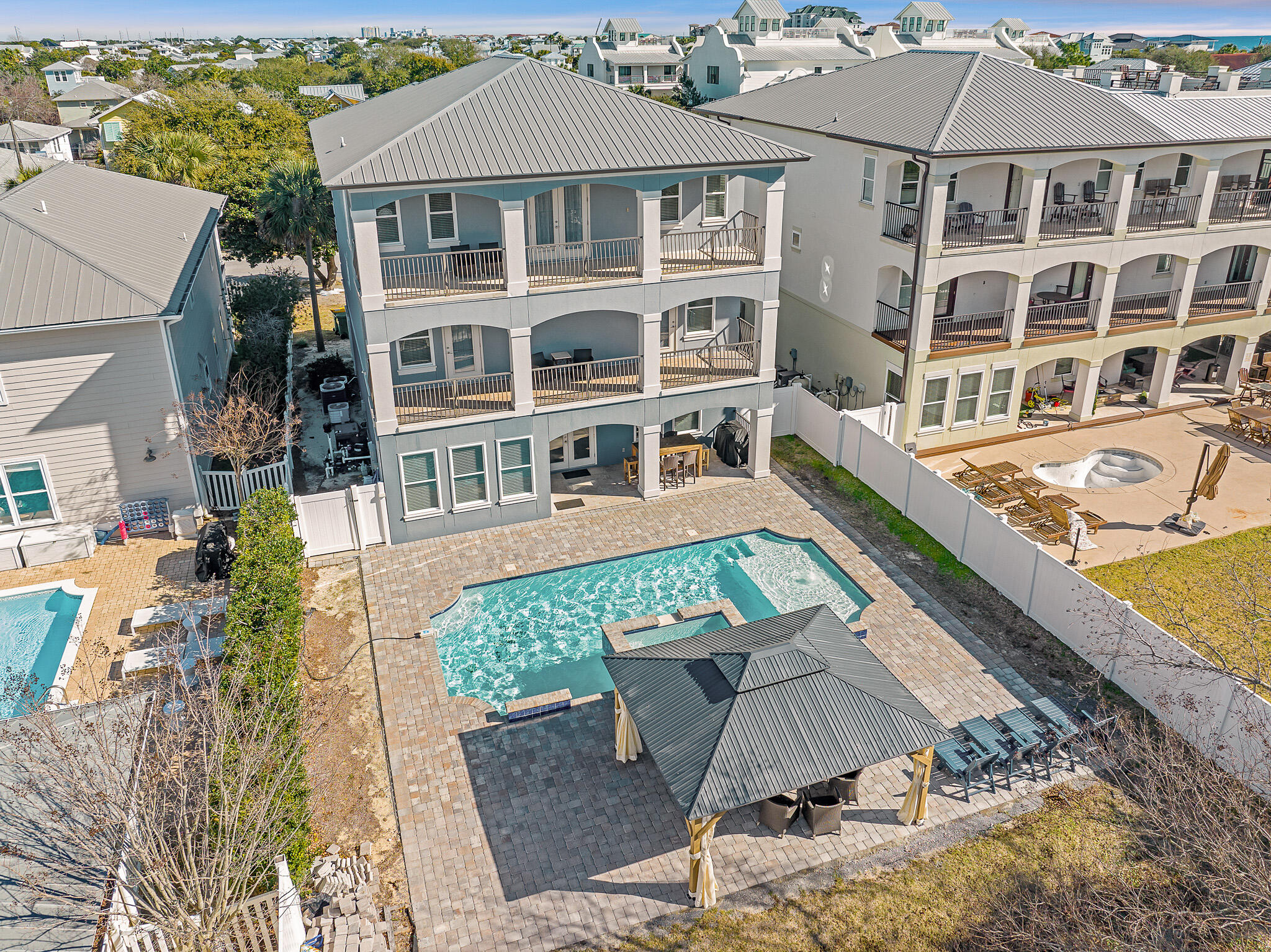 CRYSTAL BEACH - Residential