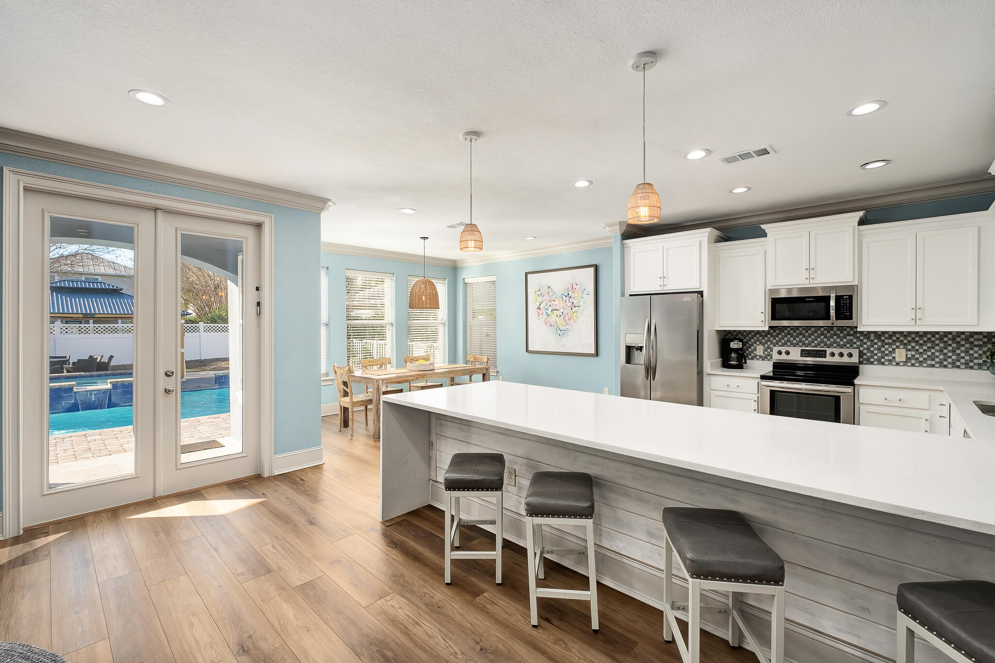 CRYSTAL BEACH - Residential