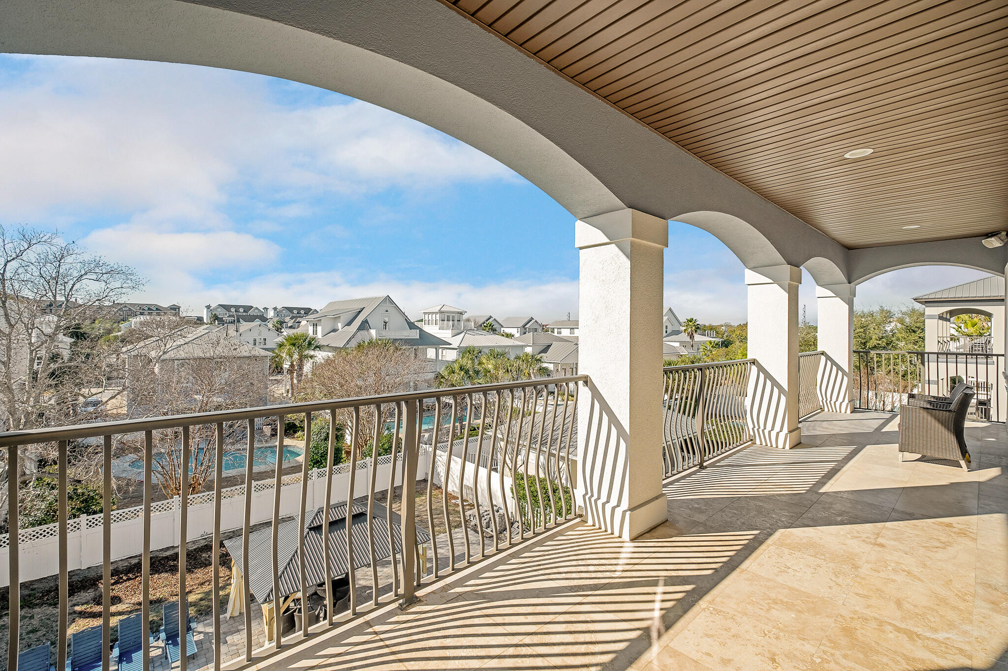 CRYSTAL BEACH - Residential