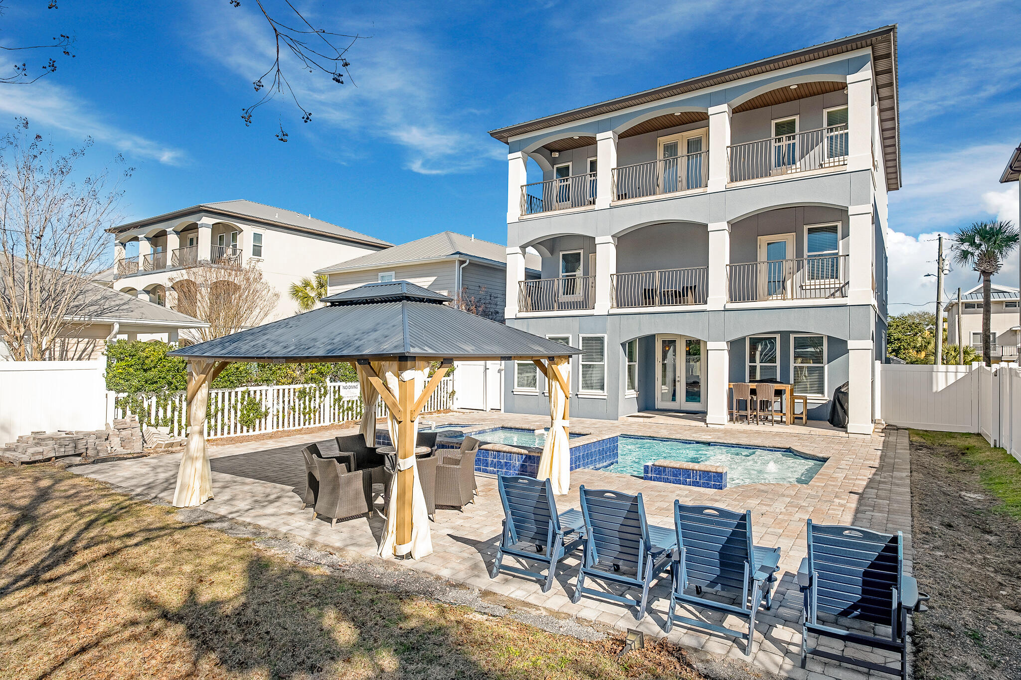 CRYSTAL BEACH - Residential