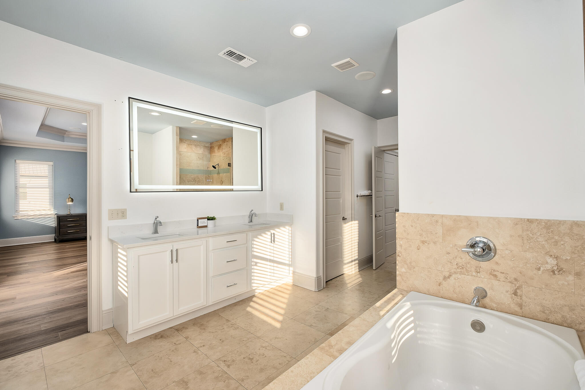 CRYSTAL BEACH - Residential