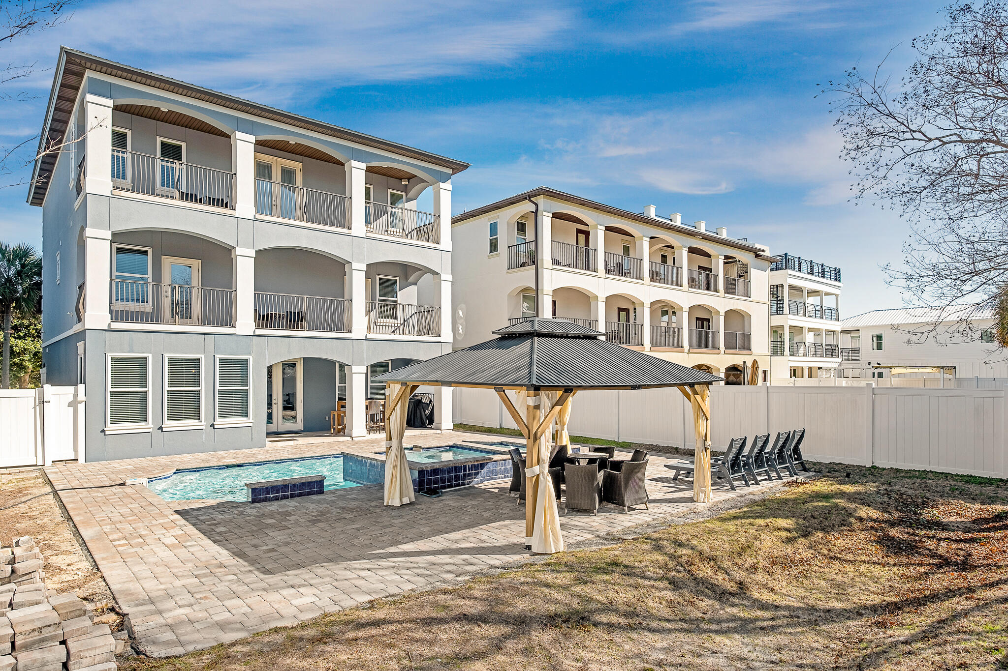 CRYSTAL BEACH - Residential