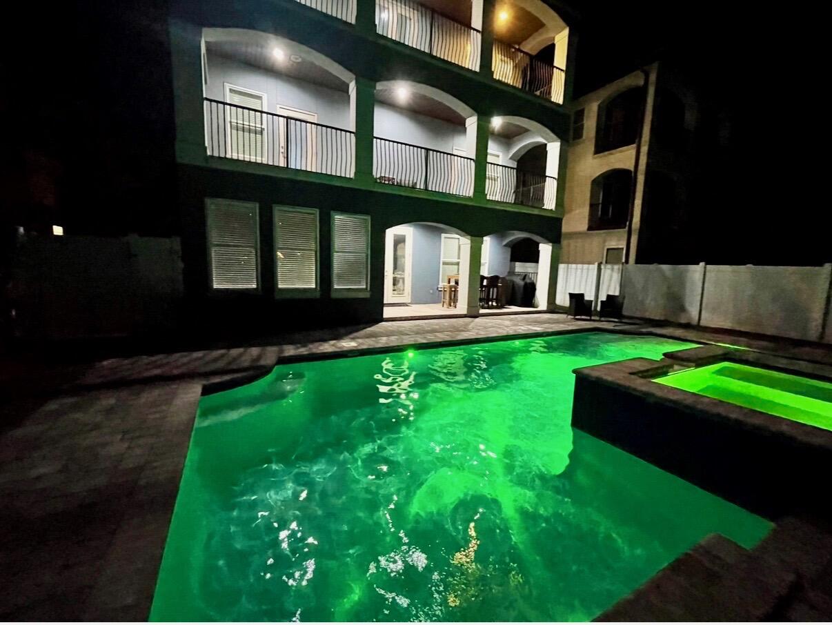 CRYSTAL BEACH - Residential