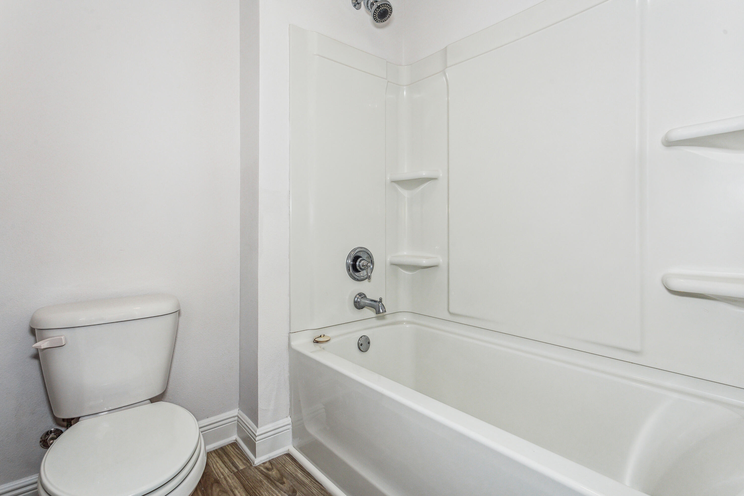 HERITAGE OAKS - Residential