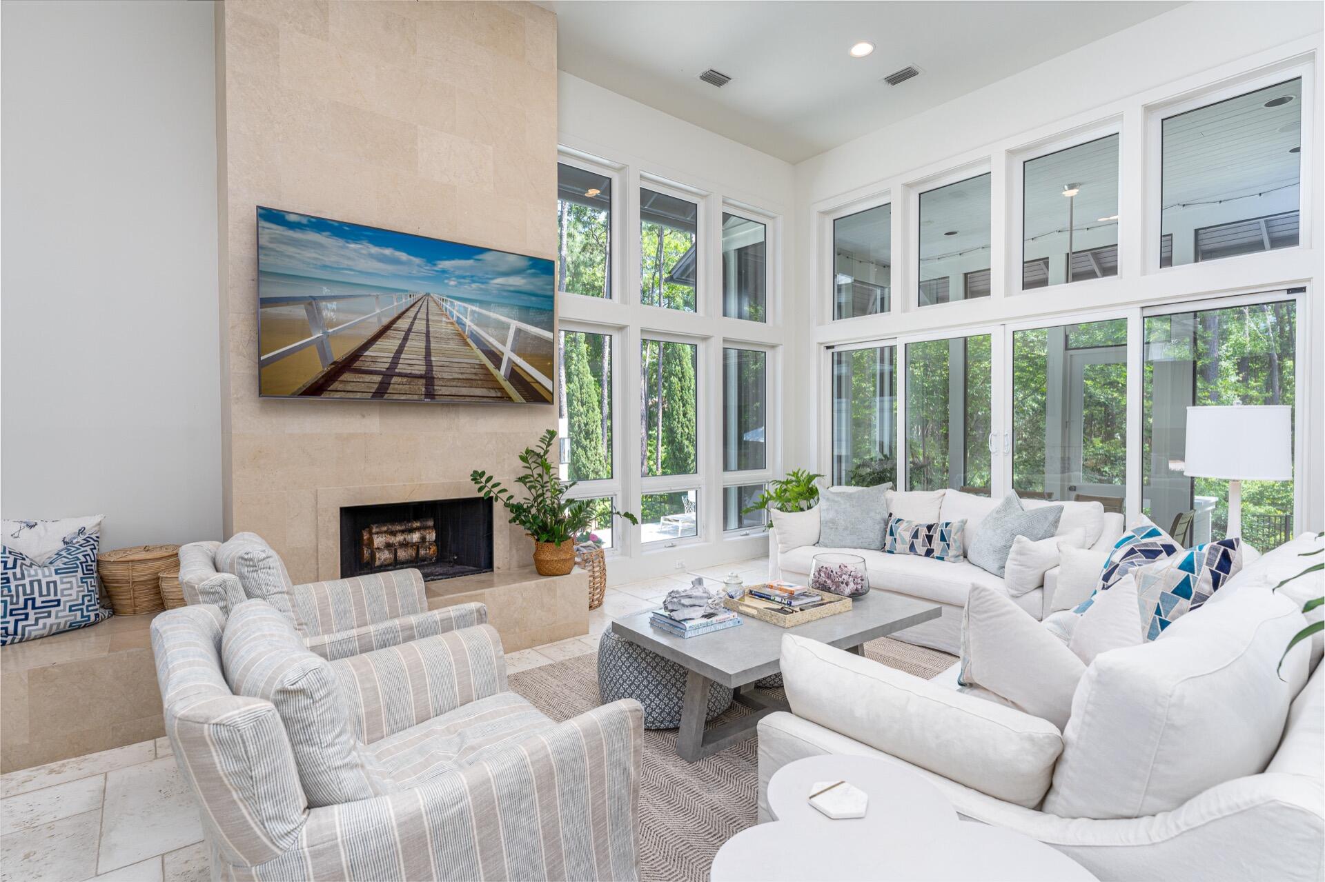 BURNT PINE - Residential