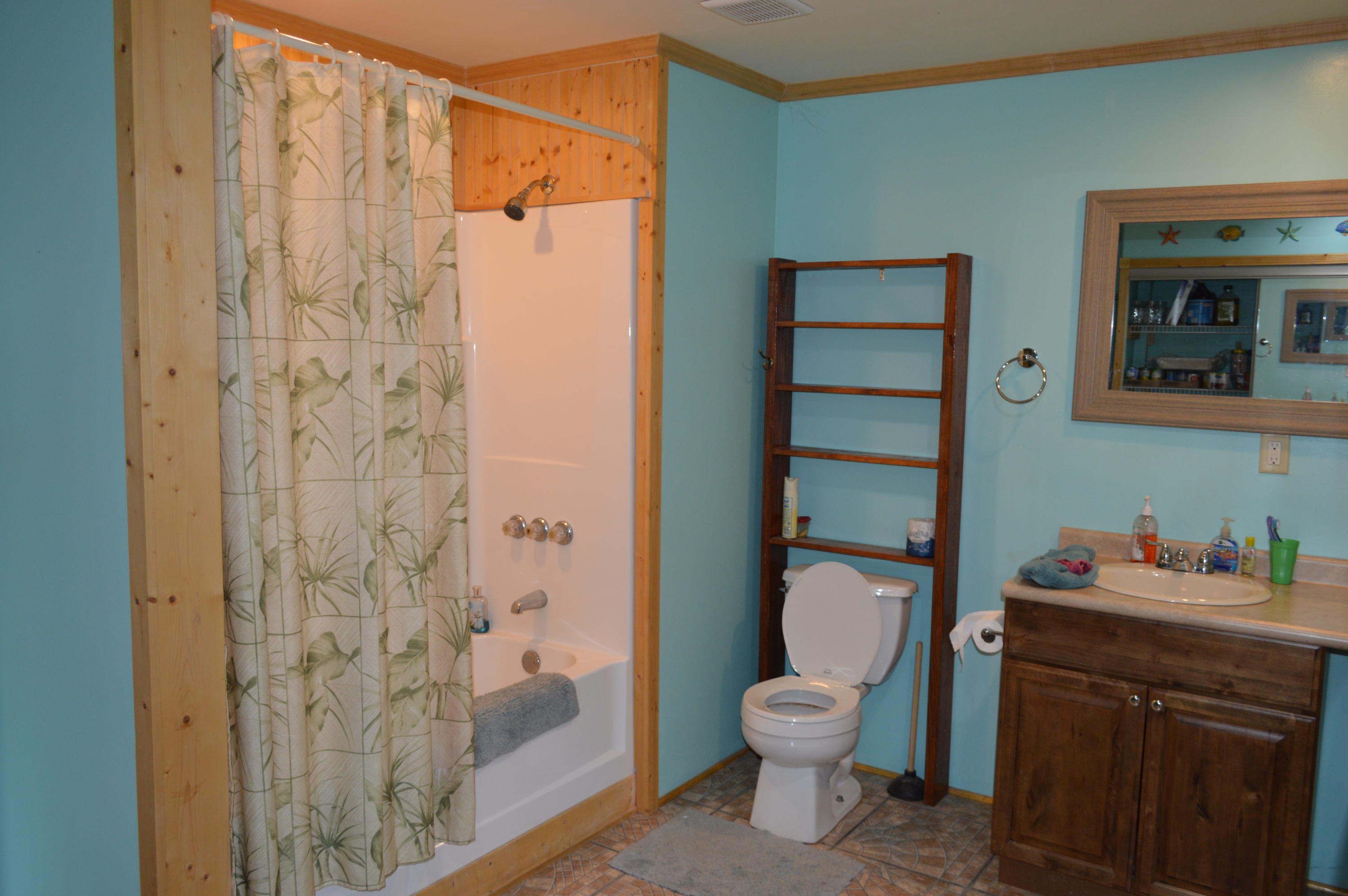 BELLE HIGHLAND ESTATES 1ST ADDN - Residential