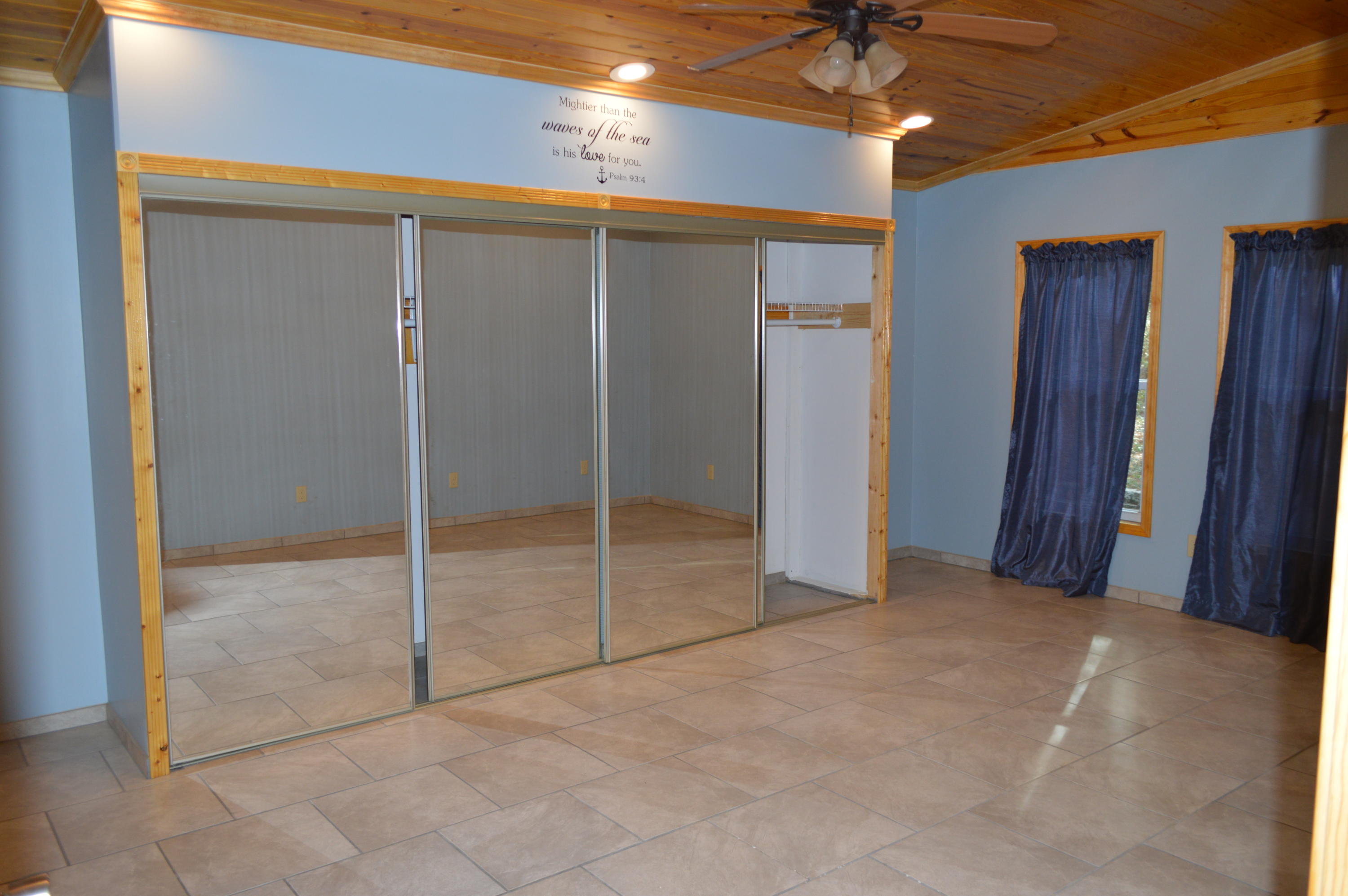 BELLE HIGHLAND ESTATES 1ST ADDN - Residential