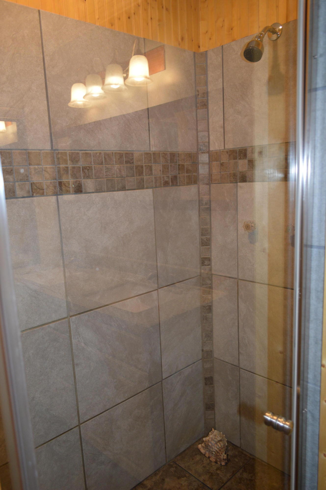 BELLE HIGHLAND ESTATES 1ST ADDN - Residential