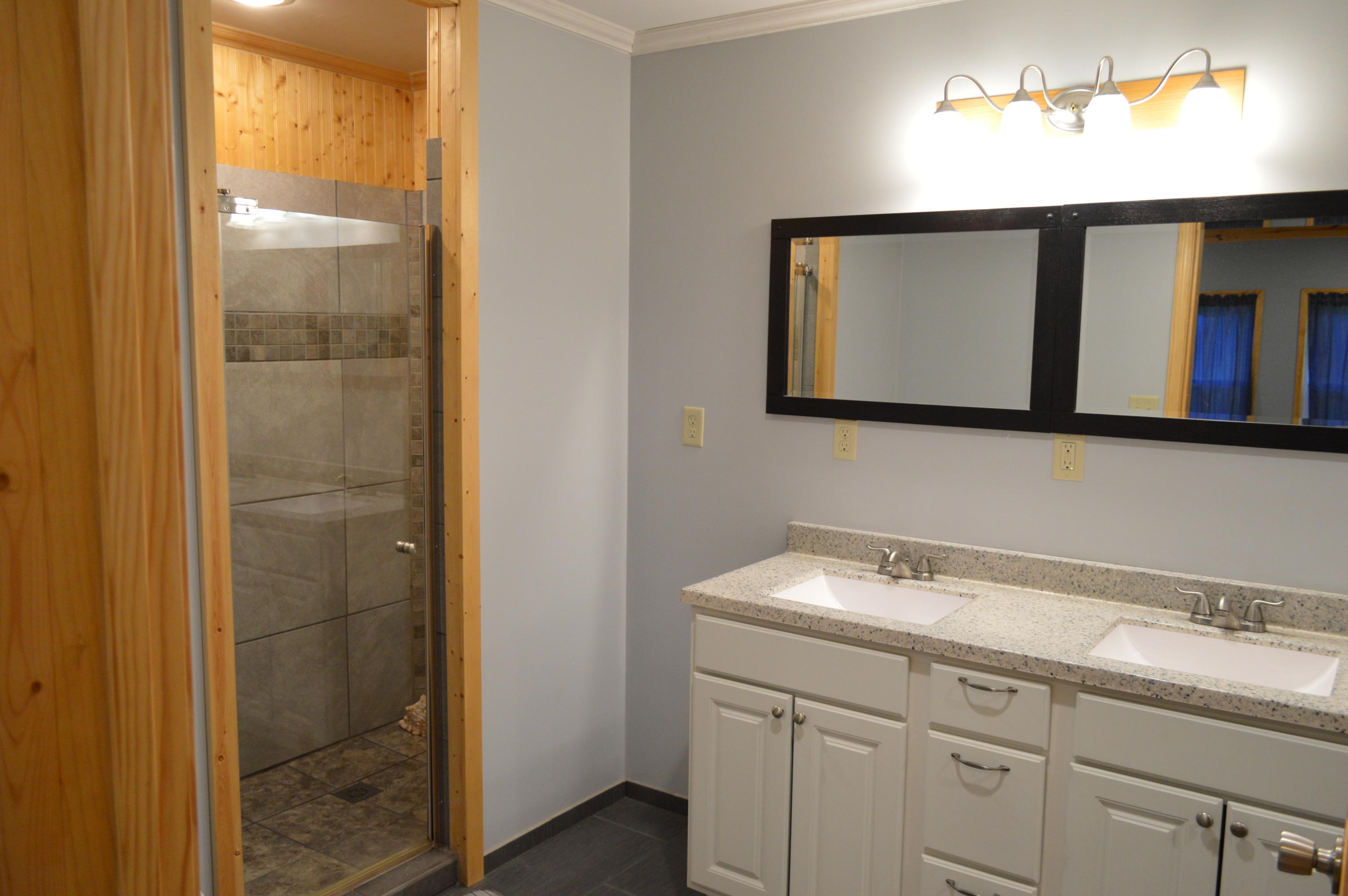 BELLE HIGHLAND ESTATES 1ST ADDN - Residential