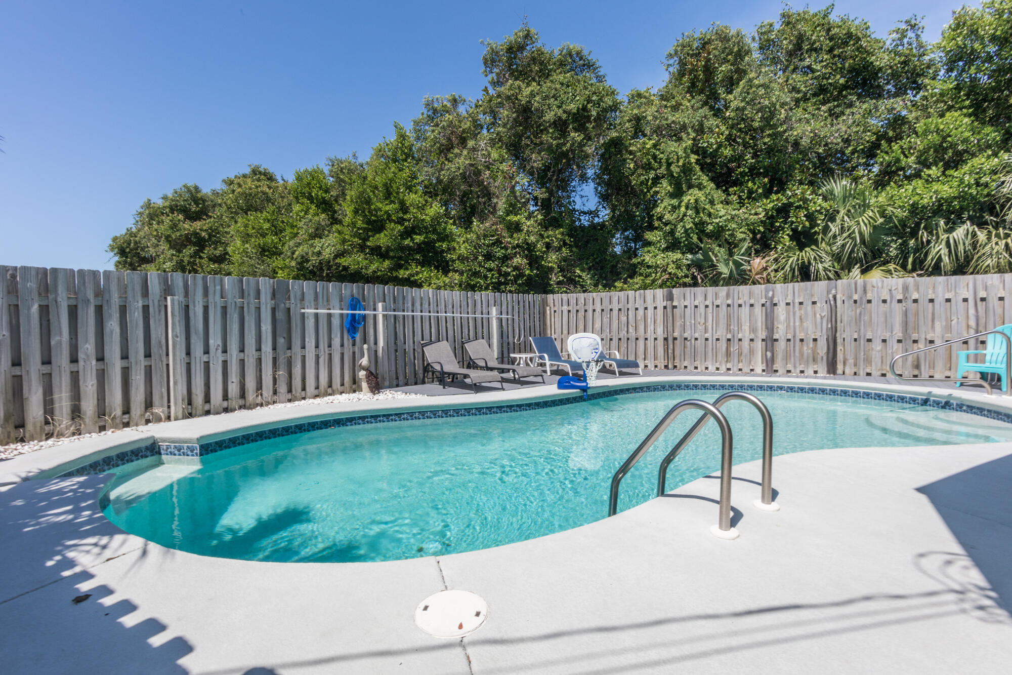 KISKA BEACH 1ST ADDN - Residential