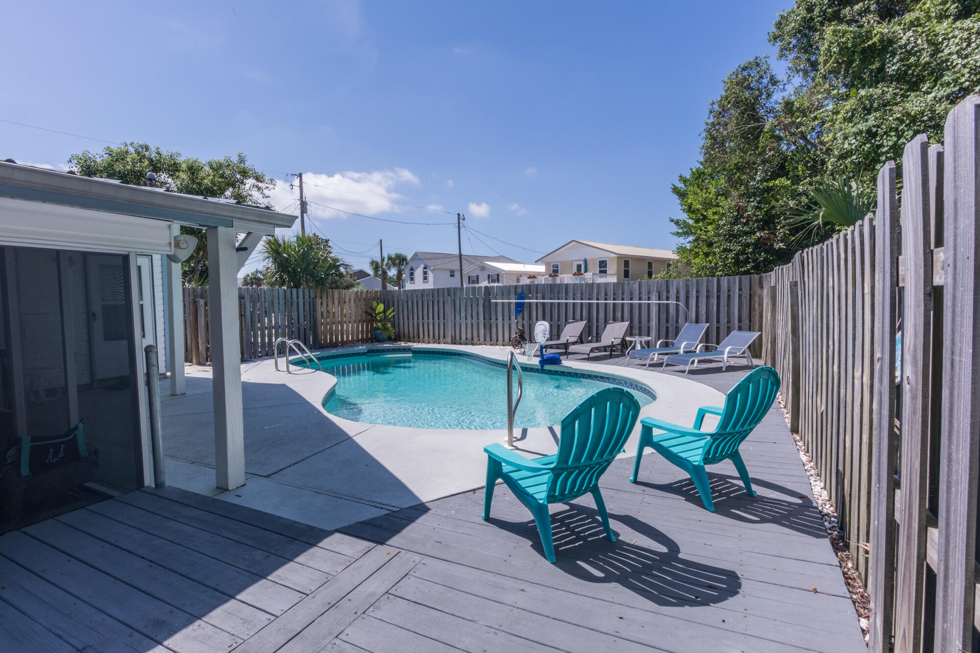 KISKA BEACH 1ST ADDN - Residential