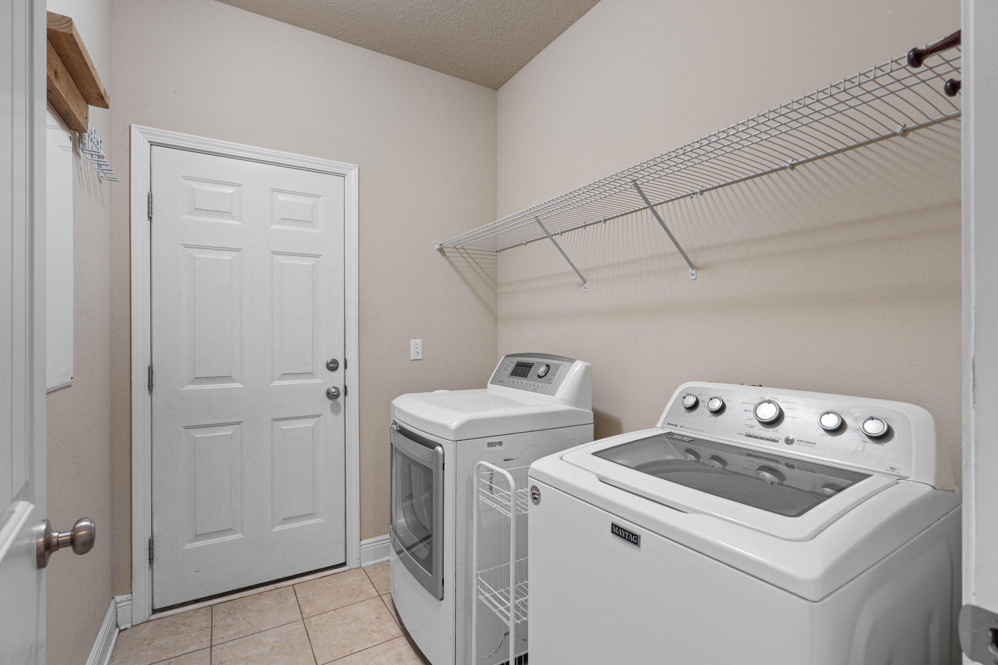 LAGRANGE LANDING - Residential