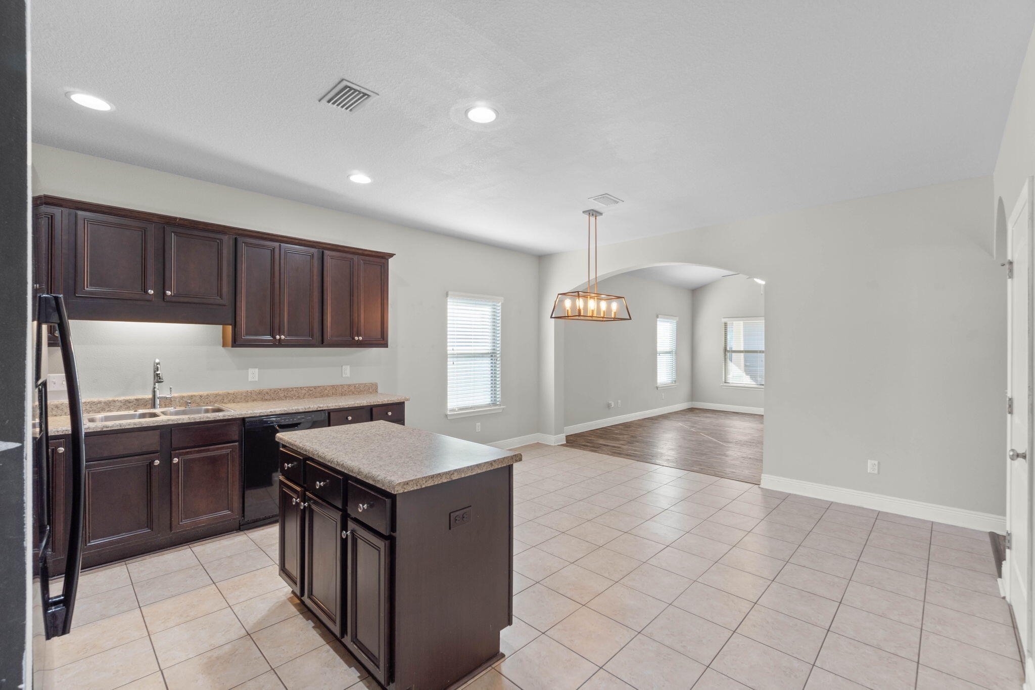 LAGRANGE LANDING - Residential