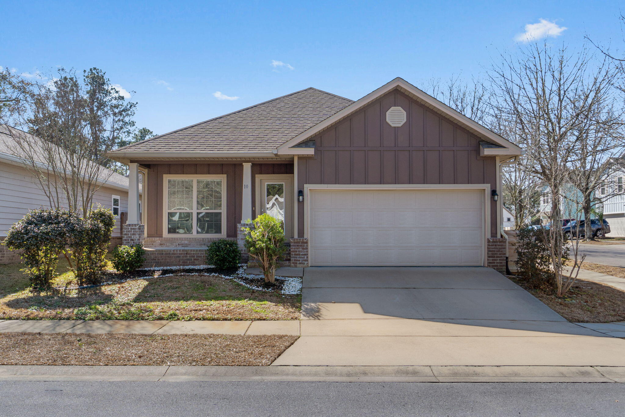 LAGRANGE LANDING - Residential