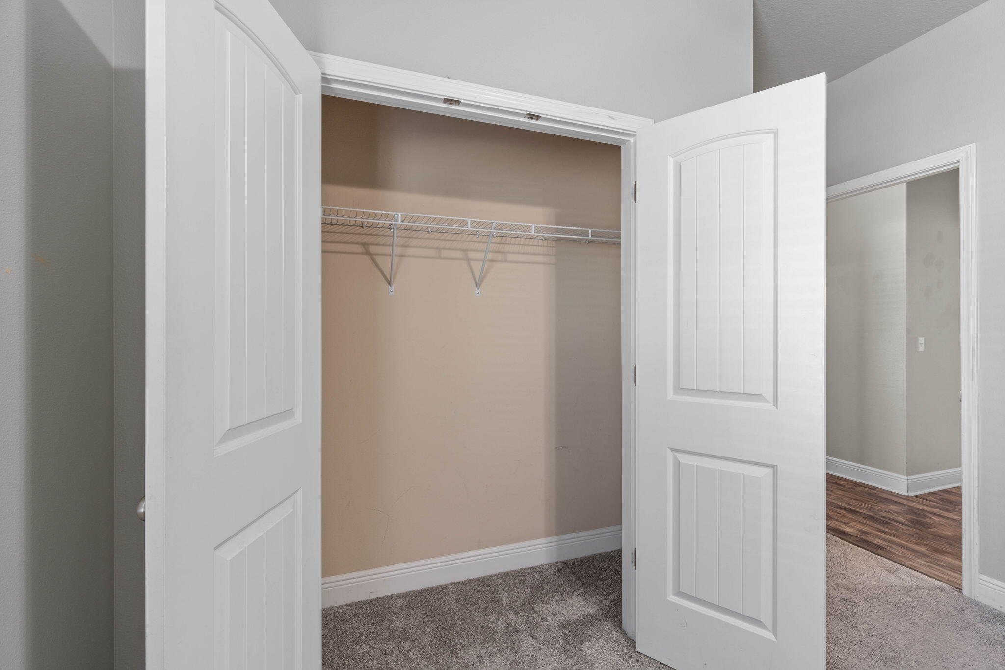 LAGRANGE LANDING - Residential