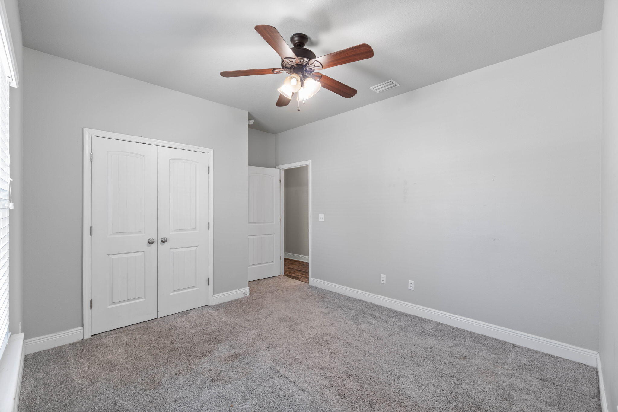 LAGRANGE LANDING - Residential