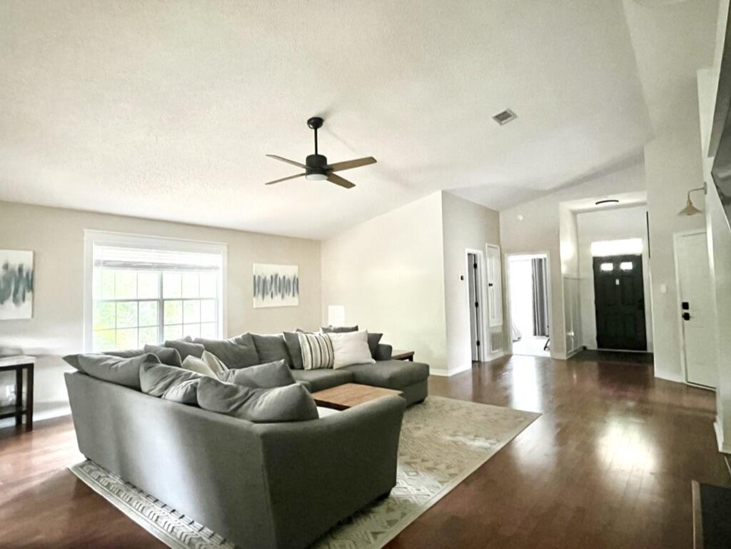 PLANTATION AT BLUEWATER BAY - Residential Lease