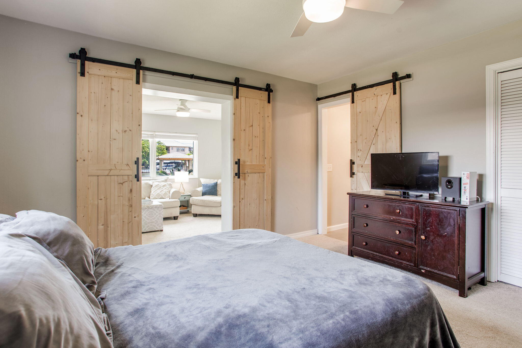 SANTA ROSA SHORES - Residential