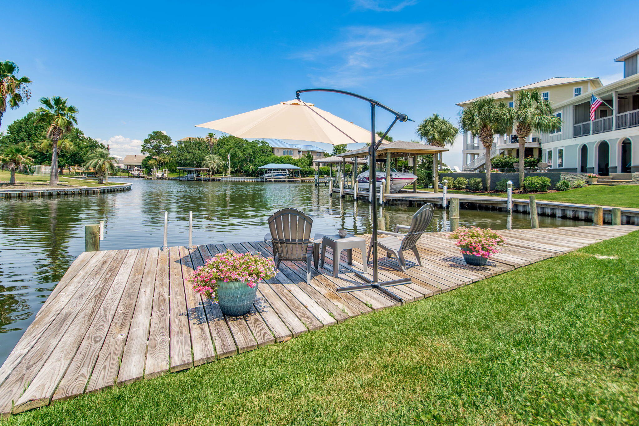 SANTA ROSA SHORES - Residential