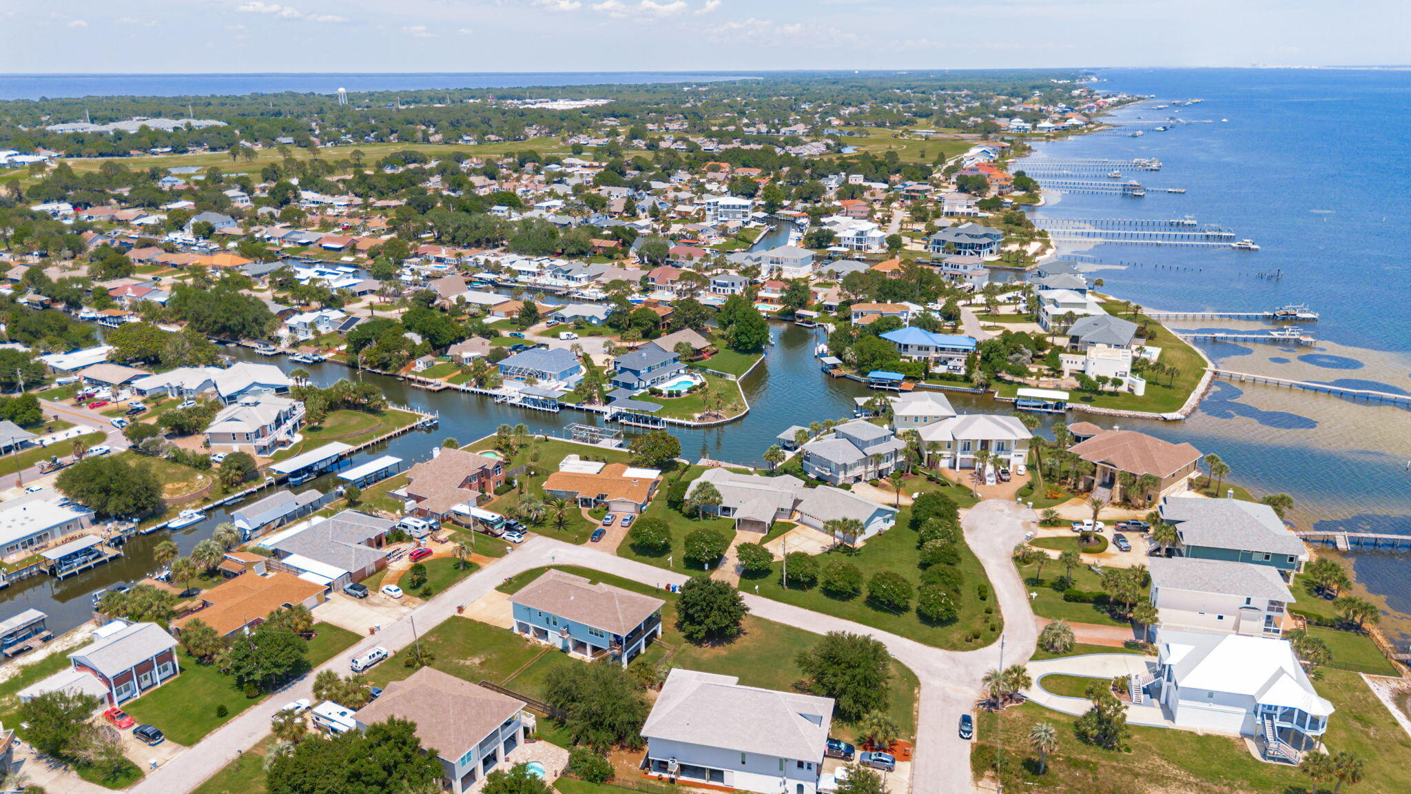 SANTA ROSA SHORES - Residential