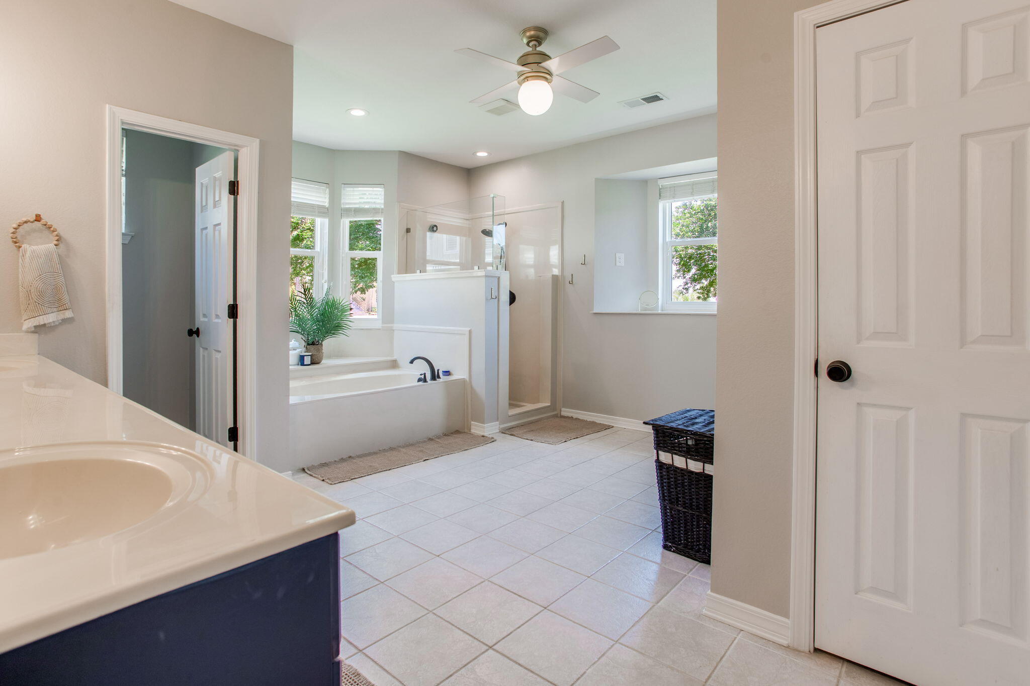 SANTA ROSA SHORES - Residential