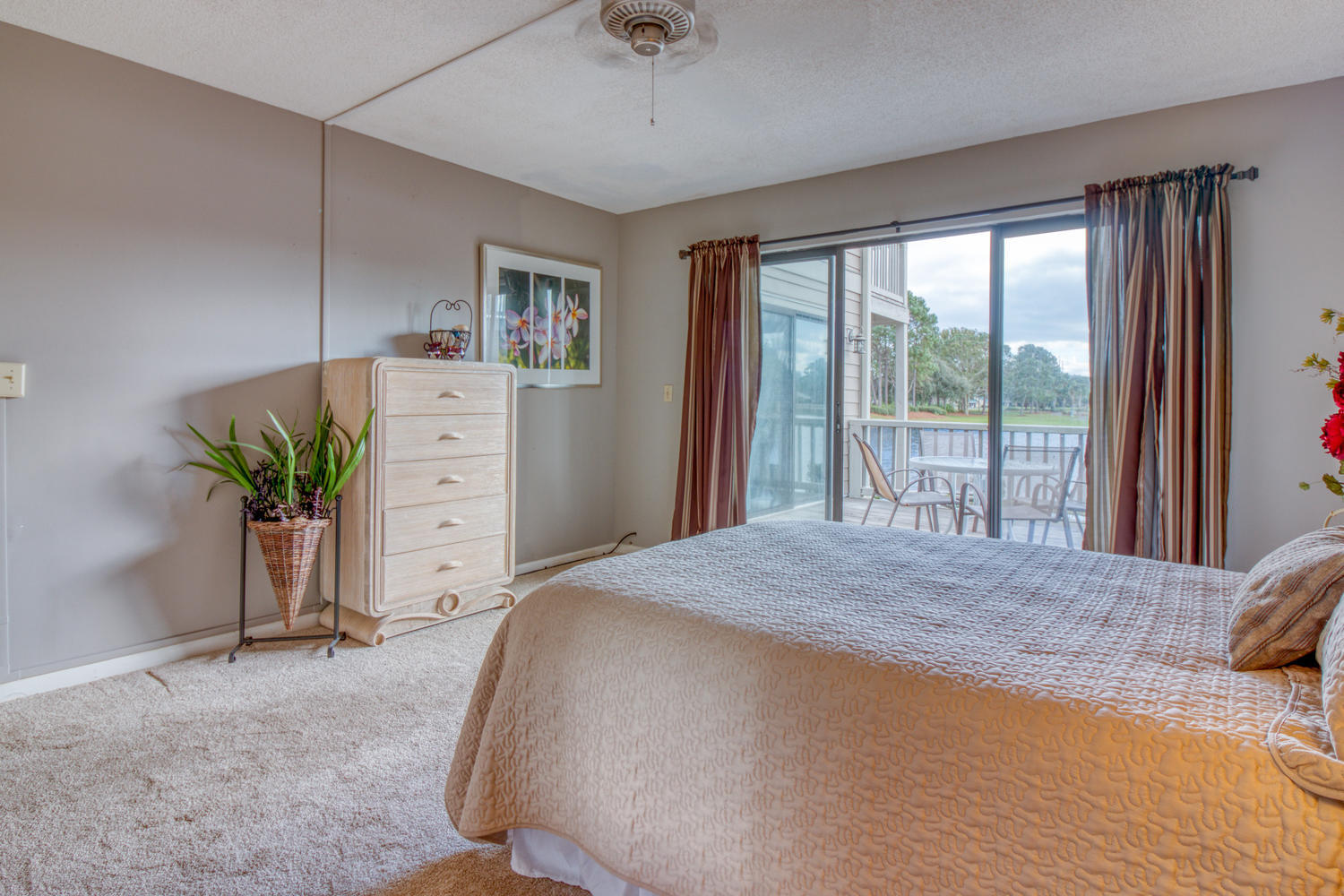 HARBOUR POINTE - Residential Lease