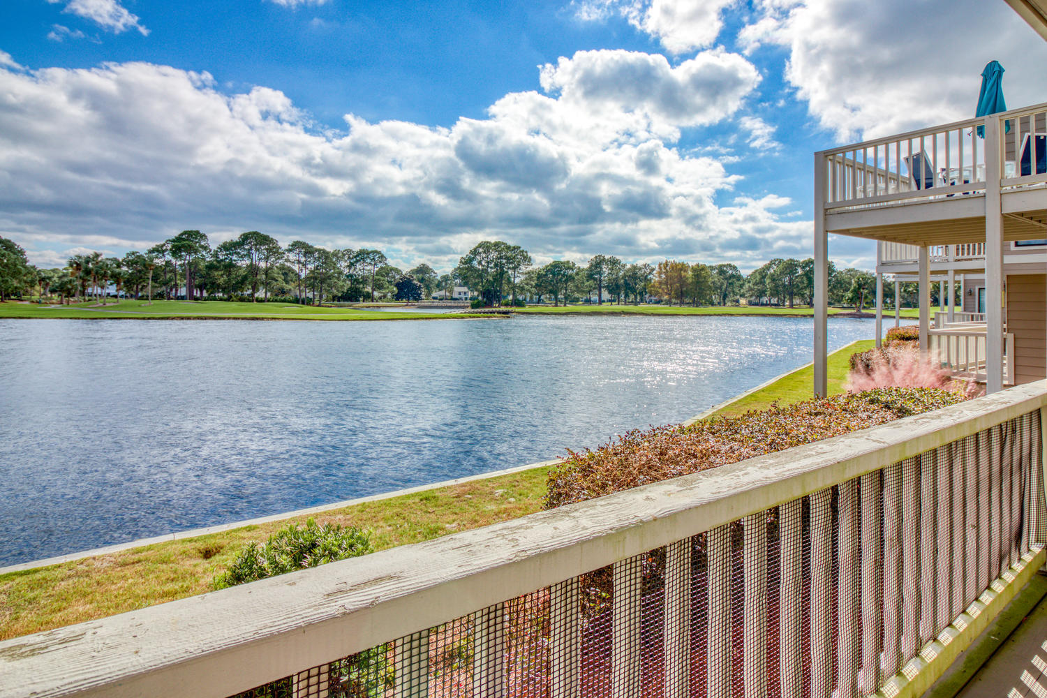 HARBOUR POINTE - Residential Lease