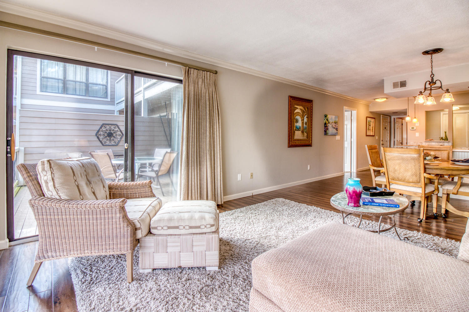 HARBOUR POINTE - Residential Lease