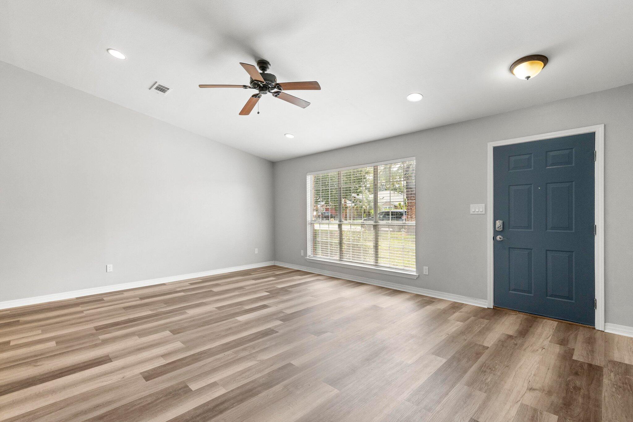 HERITAGE RUN S/D - Residential Lease