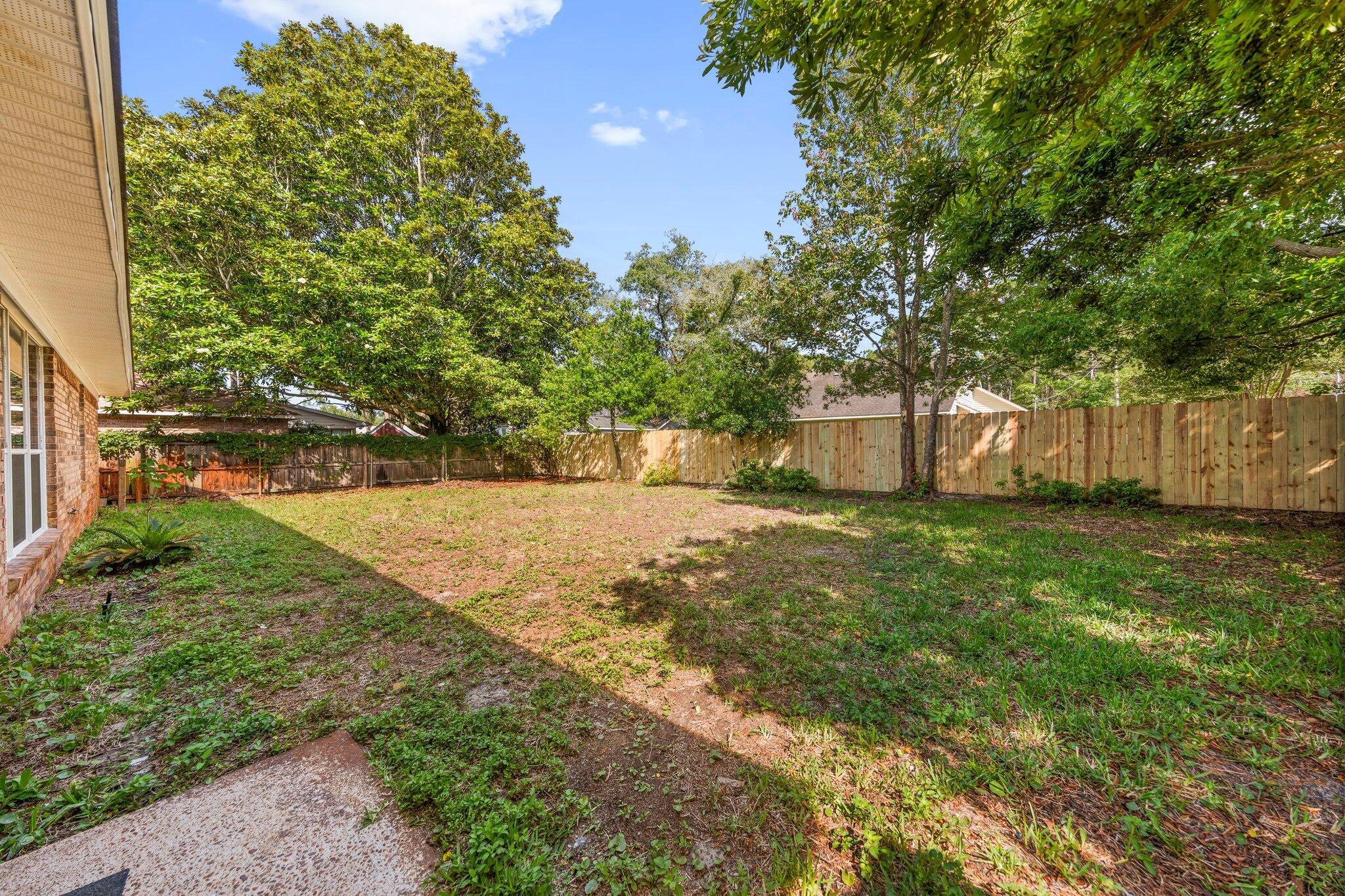 HERITAGE RUN S/D - Residential Lease