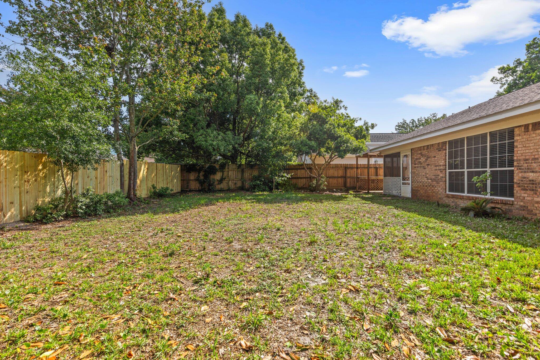 HERITAGE RUN S/D - Residential Lease