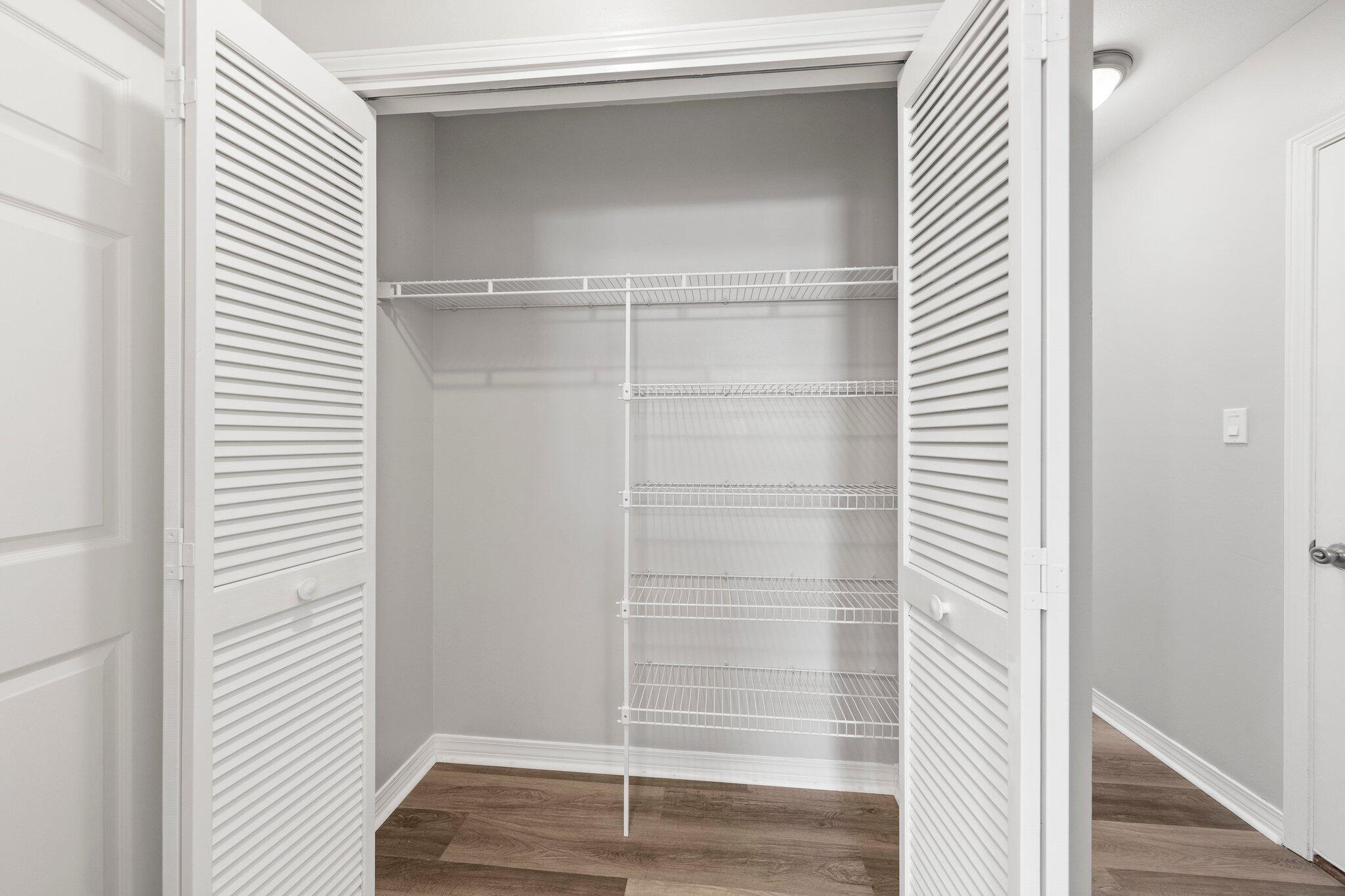 HERITAGE RUN S/D - Residential Lease