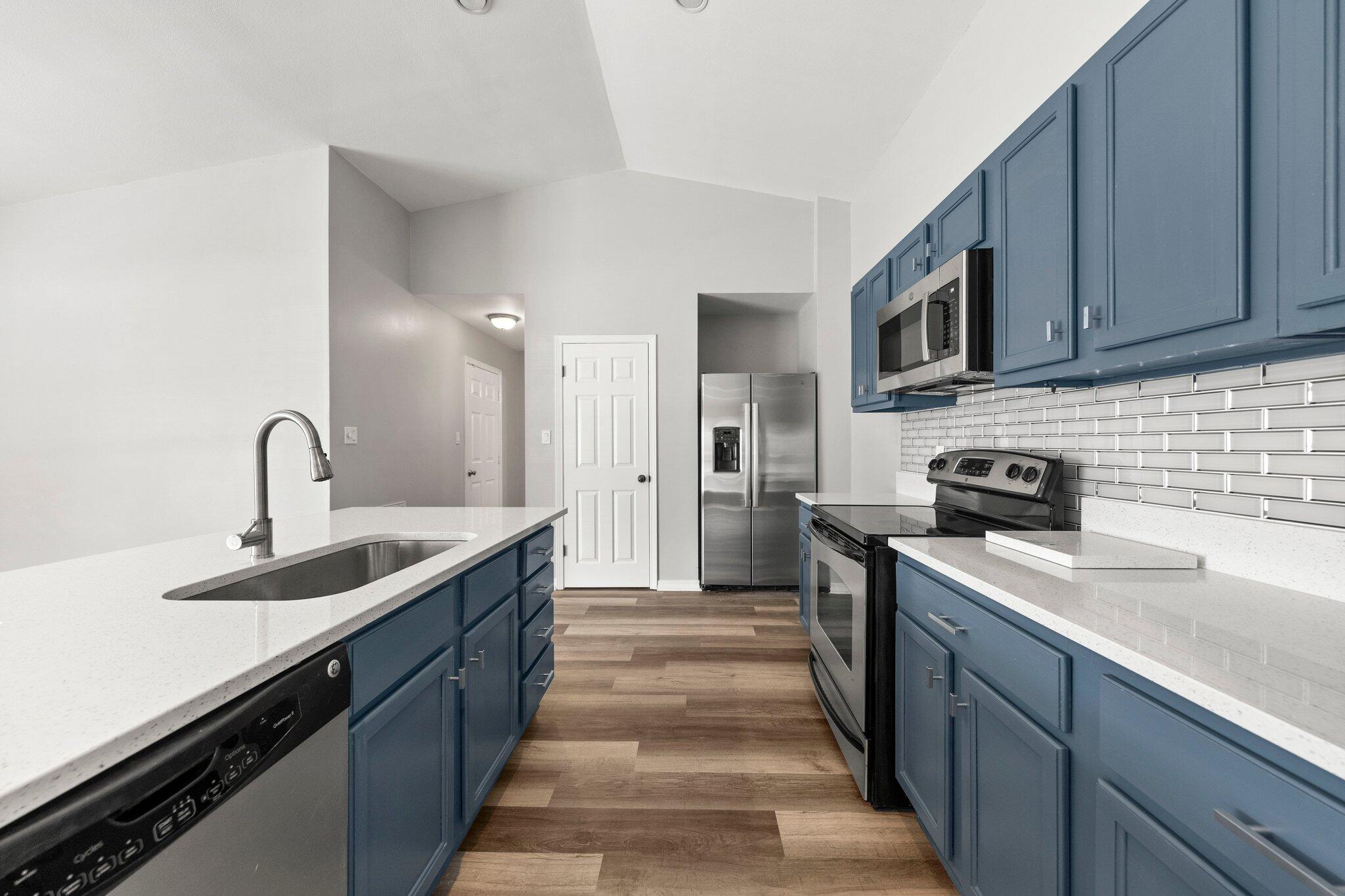 HERITAGE RUN S/D - Residential Lease