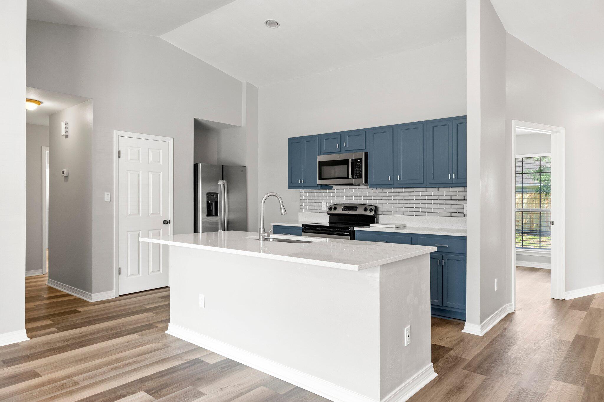 HERITAGE RUN S/D - Residential Lease