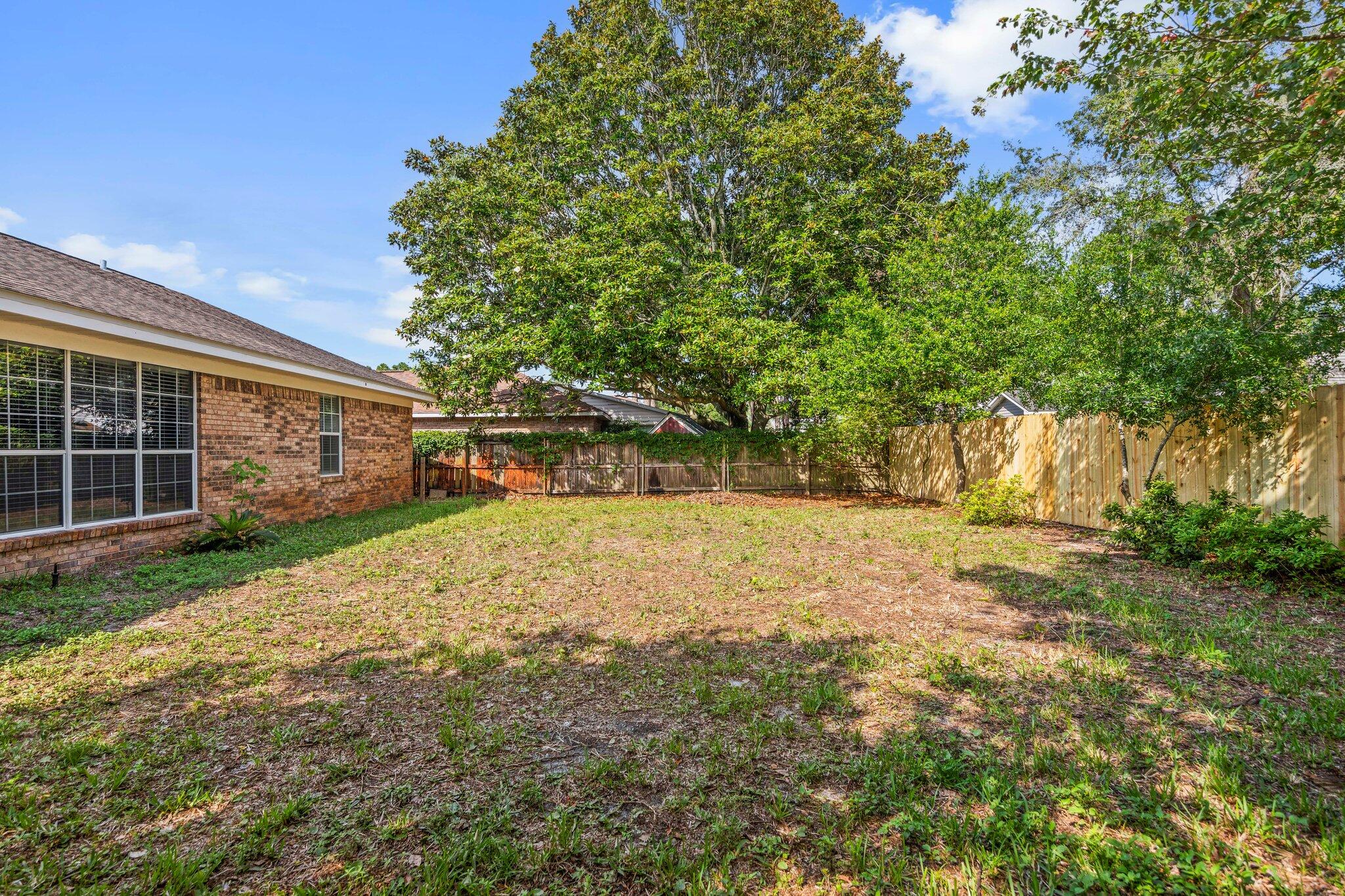 HERITAGE RUN S/D - Residential Lease