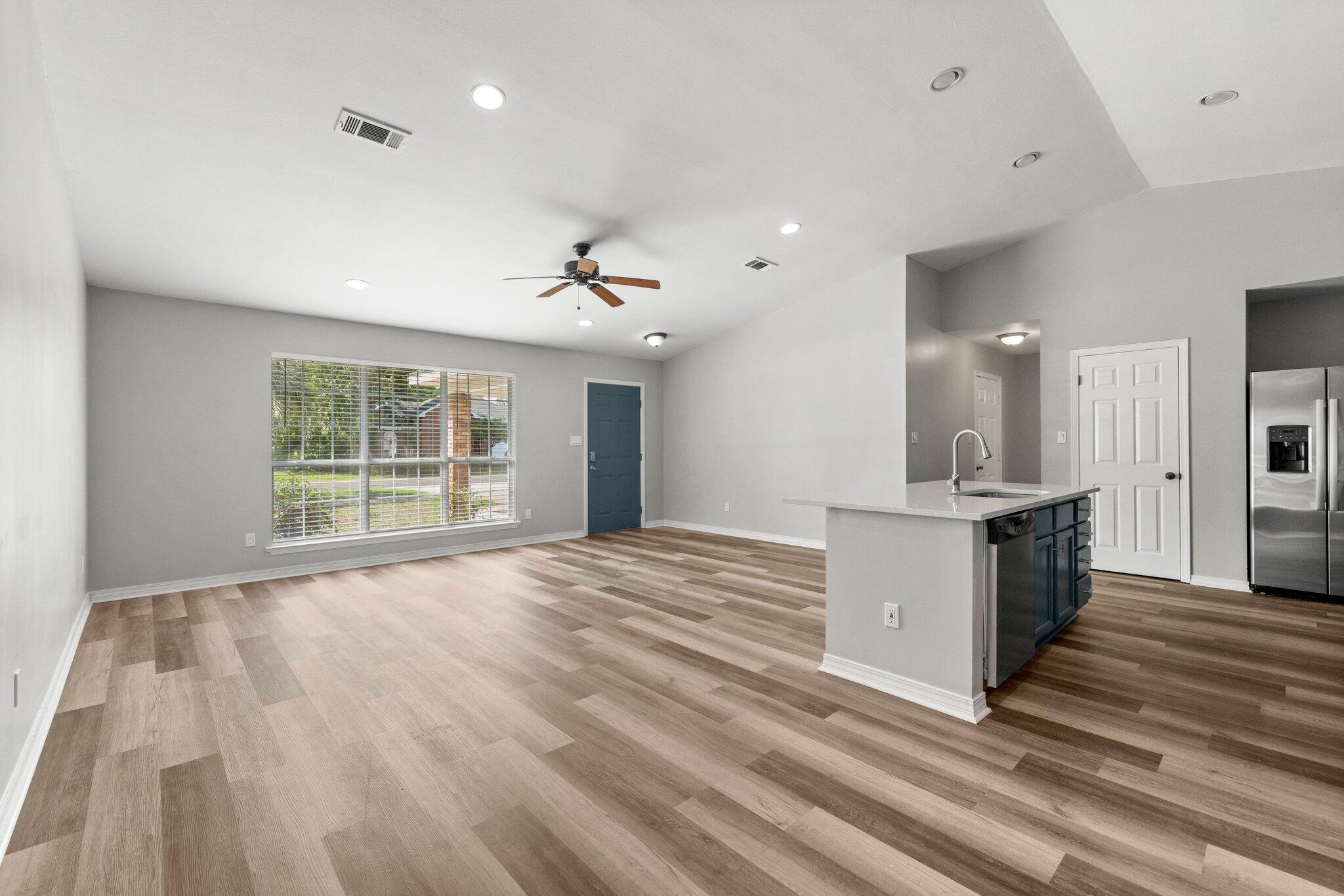 HERITAGE RUN S/D - Residential Lease