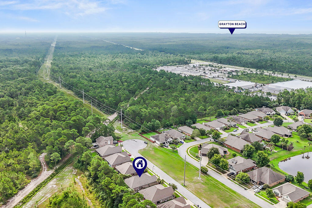 WHISPERING LAKE - Residential